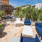 5 BR Casa Mejia