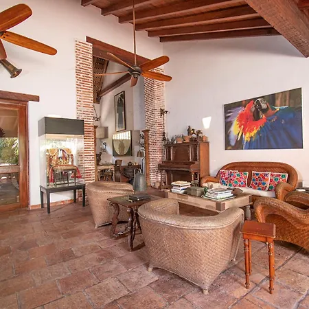 5 Bedroom Casa Mejia Hotel Cartagena