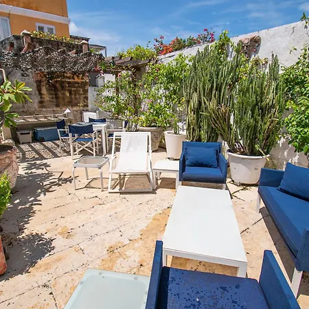 5 Bedroom Casa Mejia *